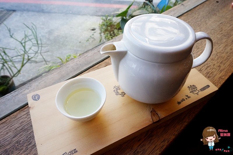 【花蓮咖啡】咖啡花 Caffe Fiore 老木屋文青咖啡館,推抹茶蛋糕捲 @Alina 愛琳娜 【花蓮咖啡】咖啡花 Caffe Fiore 老木屋文青咖啡館,推抹茶蛋糕捲 @Alina 愛琳娜