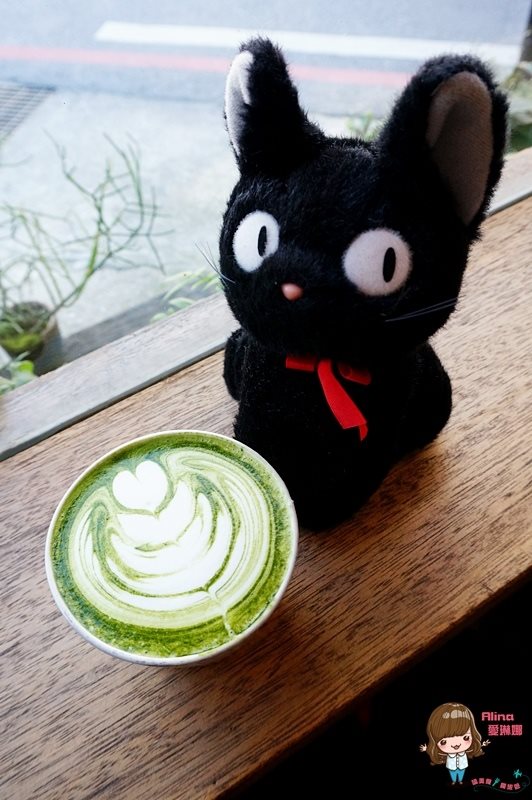 【花蓮咖啡】咖啡花 Caffe Fiore 老木屋文青咖啡館,推抹茶蛋糕捲 @Alina 愛琳娜 【花蓮咖啡】咖啡花 Caffe Fiore 老木屋文青咖啡館,推抹茶蛋糕捲 @Alina 愛琳娜