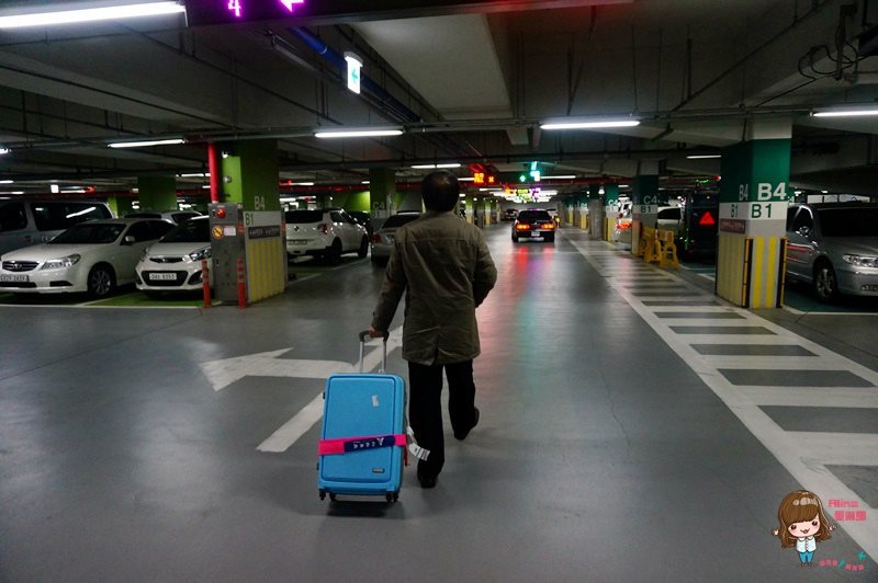 【首爾交通】金浦機場接送 輕鬆往返市區，專人包車適合親子孝親 @Alina 愛琳娜