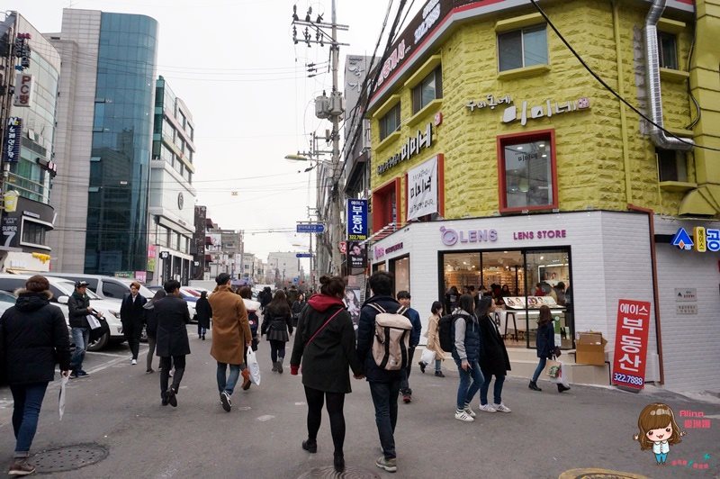 【首爾購物】弘大停車場街 創意市集自由市場、臥牛山路小資街 @Alina 愛琳娜