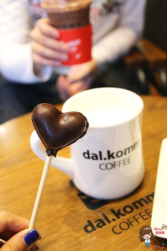 【韓劇景點】dal.komm COFFEE 仁川松島中央店,太陽的後裔景點 @Alina 愛琳娜 【韓劇景點】dal.komm COFFEE 仁川松島中央店,太陽的後裔景點 @Alina 愛琳娜