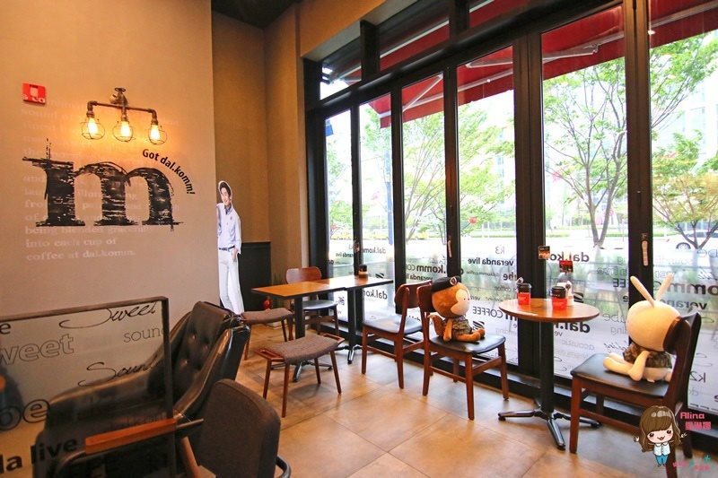【韓劇景點】dal.komm COFFEE 仁川松島中央店,太陽的後裔景點 @Alina 愛琳娜 【韓劇景點】dal.komm COFFEE 仁川松島中央店,太陽的後裔景點 @Alina 愛琳娜
