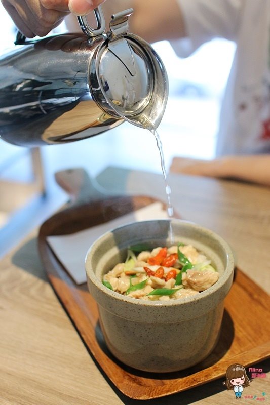 【台北食記】Caffe Le MANI 琢手咖啡民權東路舊址，大推野菇鹹派 @Alina 愛琳娜