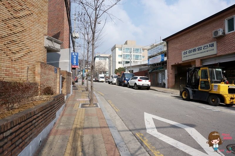 【首爾景點】西村 大悟書店 李敏鎬廣告拍攝地+韓劇景點她很漂亮 @Alina 愛琳娜 西村景點 大悟書店