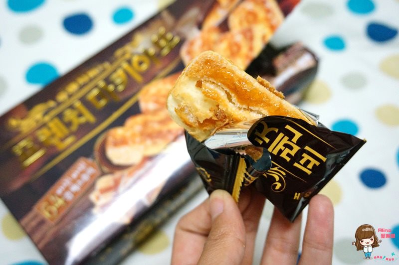 【首爾購物】韓國零食餅乾-抹茶巧克力.養樂多軟糖.粉紅品客洋芋片 @Alina 愛琳娜