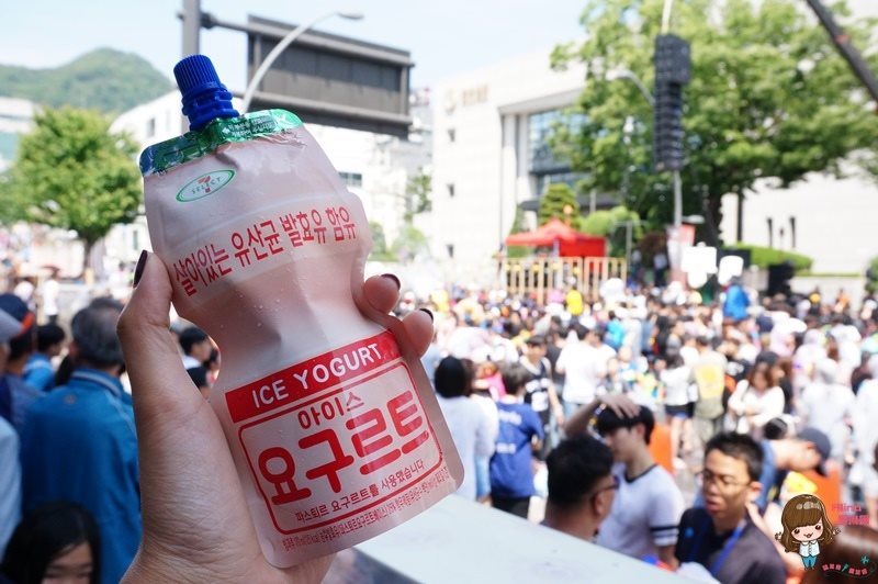【首爾購物】韓國零食冰品泡麵篇｜養樂多冰沙.氣泡酒.火雞辣拌麵 @Alina 愛琳娜