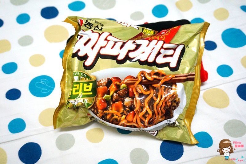 【首爾購物】韓國零食冰品泡麵篇|養樂多冰沙.氣泡酒.火雞辣拌麵 @Alina 愛琳娜 【首爾購物】韓國零食冰品泡麵篇|養樂多冰沙.氣泡酒.火雞辣拌麵 @Alina 愛琳娜