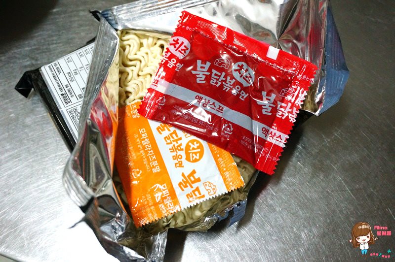 【首爾購物】韓國零食冰品泡麵篇|養樂多冰沙.氣泡酒.火雞辣拌麵 @Alina 愛琳娜 【首爾購物】韓國零食冰品泡麵篇|養樂多冰沙.氣泡酒.火雞辣拌麵 @Alina 愛琳娜