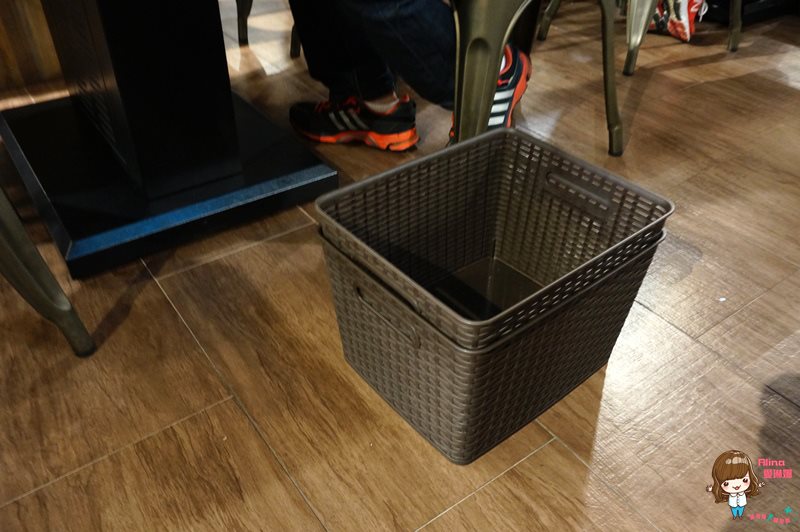 【台北食記】韓老大海鮮九層塔、 韓式料理，還有春川炒雞也好吃 @Alina 愛琳娜