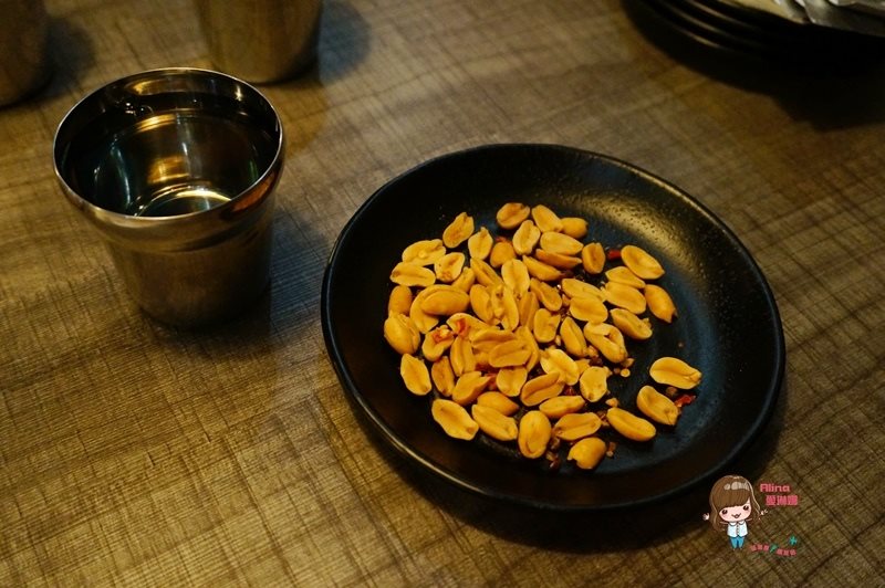 【台北美食】BROCCOLI BEER 韓式餐酒食堂，美日韓調味酒吧 @Alina 愛琳娜