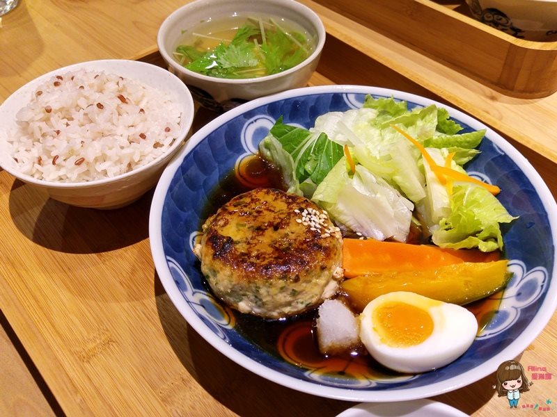 【宜蘭美食】里海Cafe 和風簡餐定食，時令海鮮.特色料理溫暖好吃 @Alina 愛琳娜