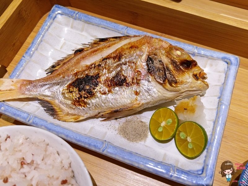 【宜蘭美食】里海Cafe 和風簡餐定食，時令海鮮.特色料理溫暖好吃 @Alina 愛琳娜