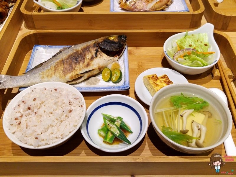 【宜蘭美食】里海Cafe 和風簡餐定食，時令海鮮.特色料理溫暖好吃 @Alina 愛琳娜