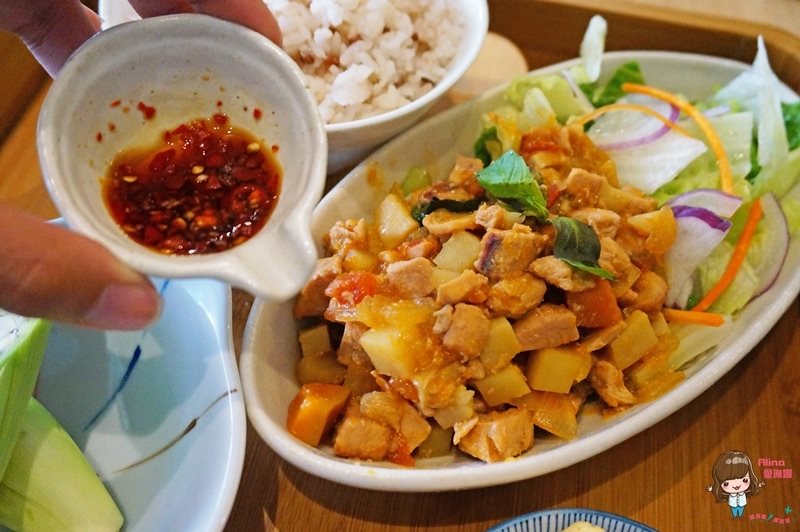【宜蘭美食】里海Cafe 和風簡餐定食，時令海鮮.特色料理溫暖好吃 @Alina 愛琳娜