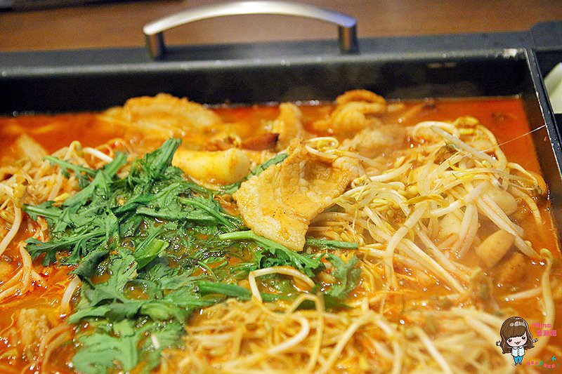 【首爾美食】made by O:Z 辣炒章魚豬五花配烤起司,DIY好玩好吃 @Alina 愛琳娜 【首爾美食】made by O:Z 辣炒章魚豬五花配烤起司,DIY好玩好吃 @Alina 愛琳娜
