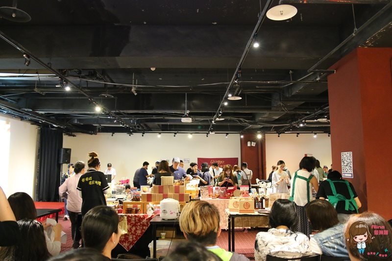 【網購美食】台灣國際食品暨設備展：08真的酥花生糖、鮮乳坊 @Alina 愛琳娜