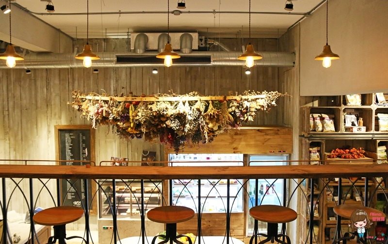 【台北食記】VCE南加州餐飲生活概念店,海洋衝浪風咖啡館餐廳 @Alina 愛琳娜 【台北食記】VCE南加州餐飲生活概念店,海洋衝浪風咖啡館餐廳 @Alina 愛琳娜