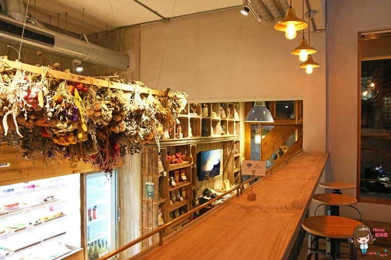 【台北食記】VCE南加州餐飲生活概念店，海洋衝浪風咖啡館餐廳 @Alina 愛琳娜