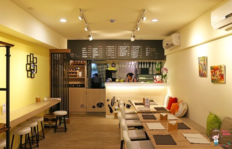 【台北甜點】Onii 早午餐小酒館| 韓式花香米蛋糕,可愛又特別 @Alina 愛琳娜 【台北甜點】Onii 早午餐小酒館| 韓式花香米蛋糕,可愛又特別 @Alina 愛琳娜