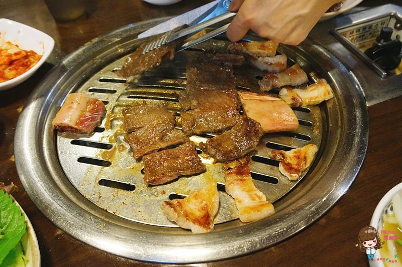 【首爾美食】石原亭炭火烤肉店-調味牛排烤五花肉韓式烤牛肉 @Alina 愛琳娜