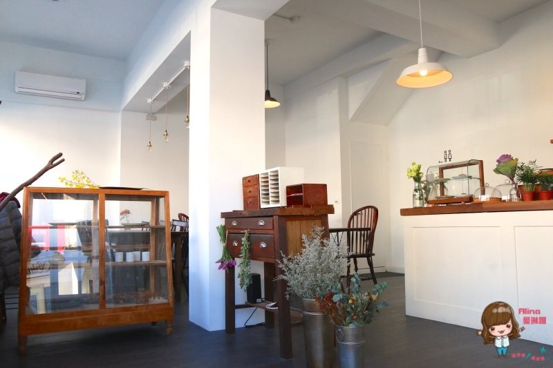 【花蓮咖啡】浮室 soave plan 極簡白復古文青咖啡館,優雅微光 @Alina 愛琳娜 【花蓮咖啡】浮室 soave plan 極簡白復古文青咖啡館,優雅微光 @Alina 愛琳娜
