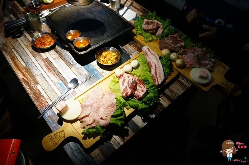【台北美食】咚咚家 dondonga 韓式豬肉專賣烤肉店，好愛起司蒸蛋 @Alina 愛琳娜
