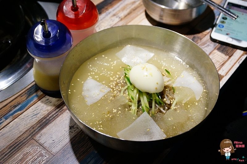 【台北美食】咚咚家 dondonga 韓式豬肉專賣烤肉店，好愛起司蒸蛋 @Alina 愛琳娜