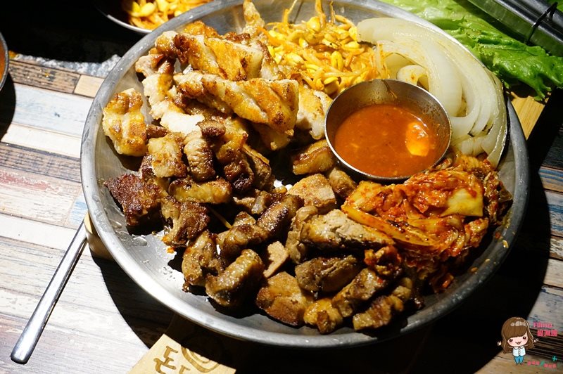 【台北美食】咚咚家 dondonga 韓式豬肉專賣烤肉店，好愛起司蒸蛋 @Alina 愛琳娜