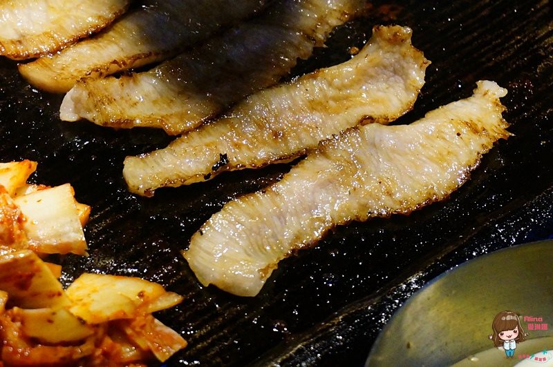 【台北美食】咚咚家 dondonga 韓式豬肉專賣烤肉店，好愛起司蒸蛋 @Alina 愛琳娜