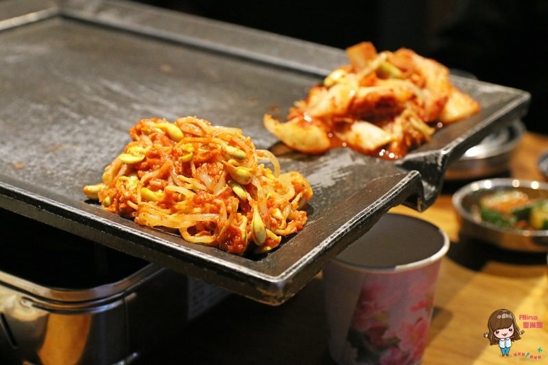 【台北美食】娘子韓食起士部隊鍋、小八色韓國烤肉配韓式炸雞 @Alina 愛琳娜