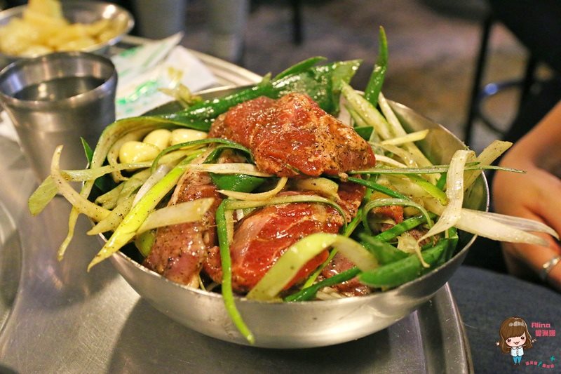 【首爾美食】將軍府烤肉|在地人愛吃平價烤肉店,喜歡豬橫隔膜 @Alina 愛琳娜 【首爾美食】將軍府烤肉|在地人愛吃平價烤肉店,喜歡豬橫隔膜 @Alina 愛琳娜