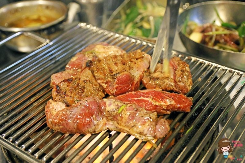 【首爾美食】將軍府烤肉|在地人愛吃平價烤肉店,喜歡豬橫隔膜 @Alina 愛琳娜 將軍府烤肉