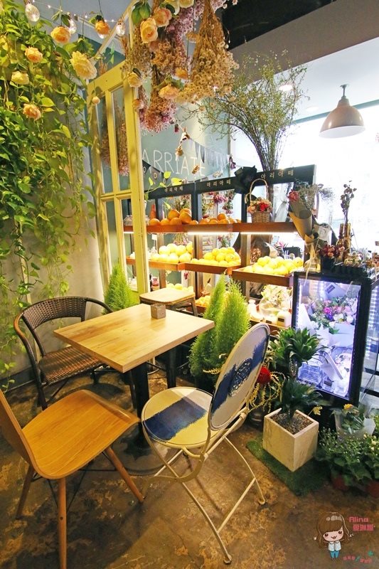 【首爾咖啡館】ARRIATE Cafe 江南花草咖啡館，乾燥花夢幻芬芳香 @Alina 愛琳娜