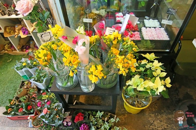 【首爾咖啡館】ARRIATE Cafe 江南花草咖啡館，乾燥花夢幻芬芳香 @Alina 愛琳娜