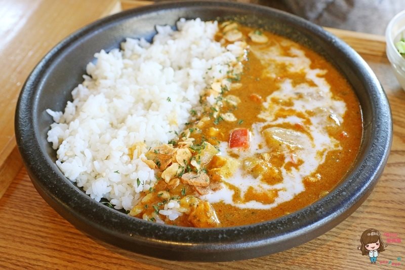 【首爾美食】益善洞121 傳統韓屋吃咖哩飯簡餐,一人友善餐廳 @Alina 愛琳娜 【首爾美食】益善洞121 傳統韓屋吃咖哩飯簡餐,一人友善餐廳 @Alina 愛琳娜