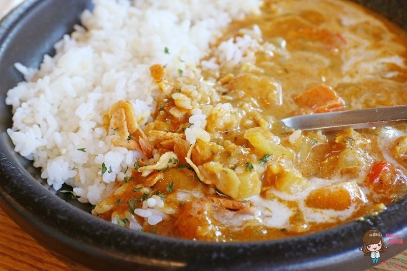 【首爾美食】益善洞121 傳統韓屋吃咖哩飯簡餐,一人友善餐廳 @Alina 愛琳娜 【首爾美食】益善洞121 傳統韓屋吃咖哩飯簡餐,一人友善餐廳 @Alina 愛琳娜