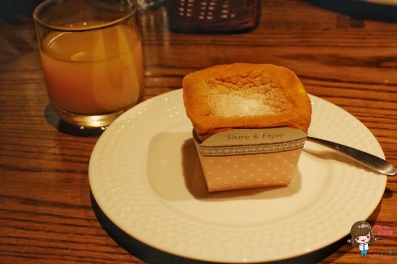 【台北食記】Ginas122 Cafe 從早坐到晚的放鬆咖啡餐酒館 @Alina 愛琳娜