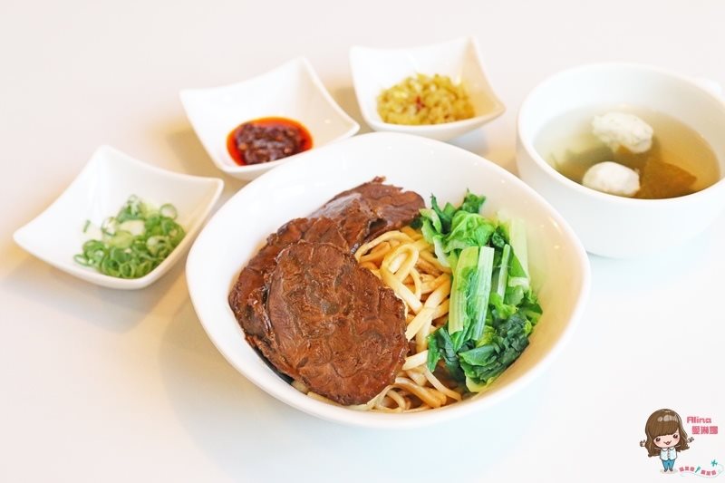 【新北食記】羅丹薩咖啡新店中正店｜經典早午餐健康豐富 @Alina 愛琳娜