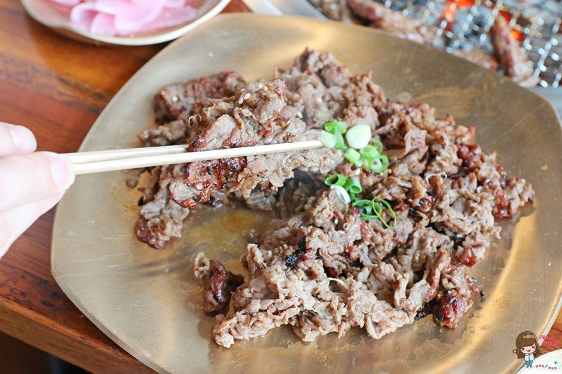 【台北美食】Meat Love 韓式燒肉餐廳，橡木炭直火烤秘醬牛小排 @Alina 愛琳娜