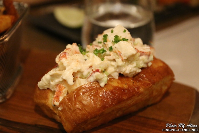 【台北美食】THE LOBSTER BAR 龍蝦三明治堡,好吃好小好貴 @Alina 愛琳娜