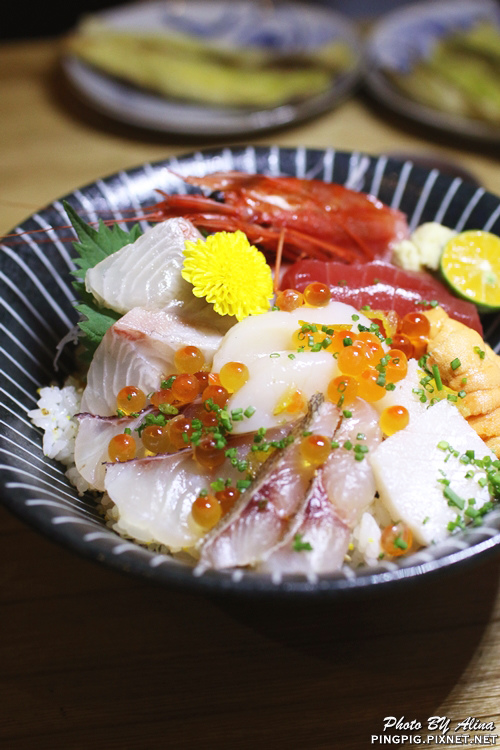 【台北食記】瞞著爹二店 門外漢海鮮丼飯,中價位海鮮蓋飯大滿足 @Alina 愛琳娜