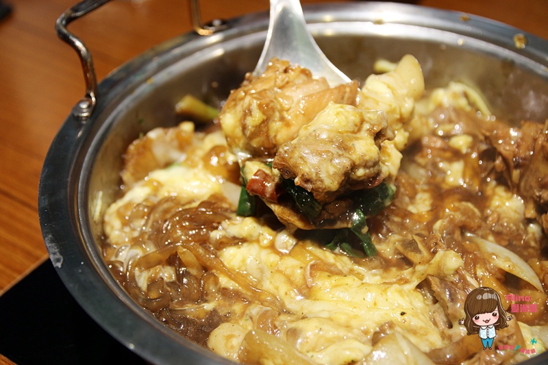 【台北食記】一道氏燉雞 韓式紅燒醬油起司燉雞，加點炒飯吃飽點 @Alina 愛琳娜