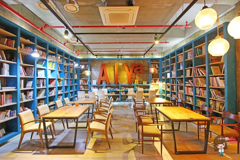【濟州島咖啡館】AIYA Cafe 西歸浦城山日出峰 黑豬肉日出峰披薩 @Alina 愛琳娜