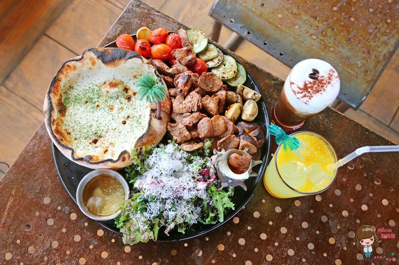 【濟州島咖啡館】AIYA Cafe 西歸浦城山日出峰 黑豬肉日出峰披薩 @Alina 愛琳娜
