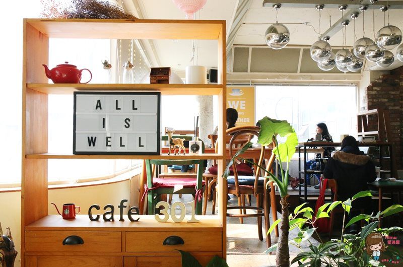 【釜山美食】Cafe 301 可愛咖啡館草莓鬆餅,慶星釜星大學站旁 @Alina 愛琳娜 【釜山美食】Cafe 301 可愛咖啡館草莓鬆餅,慶星釜星大學站旁 @Alina 愛琳娜