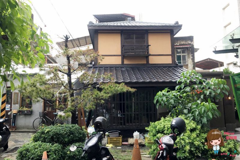 【台南景點】Gacha Box 台南巨型扭蛋機 貨櫃市集 日式食器餐盤 餐桌上的鹿早 @Alina 愛琳娜