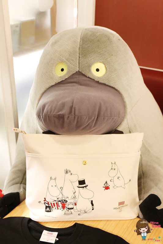 【台北食記】嚕嚕米主題餐廳 Moomin Cafe 超萌超可愛 勾起滿滿回憶的小精靈 @Alina 愛琳娜 【台北食記】嚕嚕米主題餐廳 Moomin Cafe 超萌超可愛 勾起滿滿回憶的小精靈 @Alina 愛琳娜