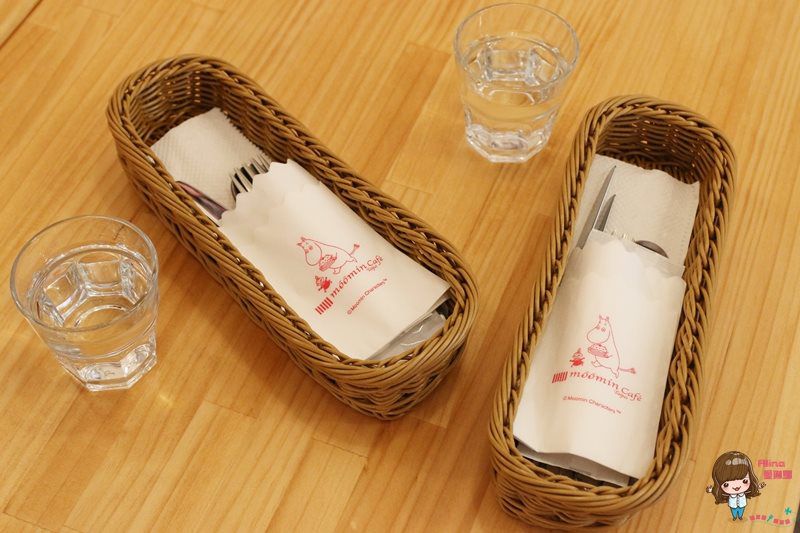 【台北食記】嚕嚕米主題餐廳 Moomin Cafe 超萌超可愛 勾起滿滿回憶的小精靈 @Alina 愛琳娜