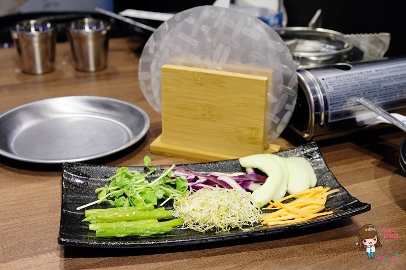 【台北美食】市府站-Woosan 韓式烤肉店|部隊鍋套餐配爐邊起司超搭 @Alina 愛琳娜 【台北美食】市府站-Woosan 韓式烤肉店|部隊鍋套餐配爐邊起司超搭 @Alina 愛琳娜