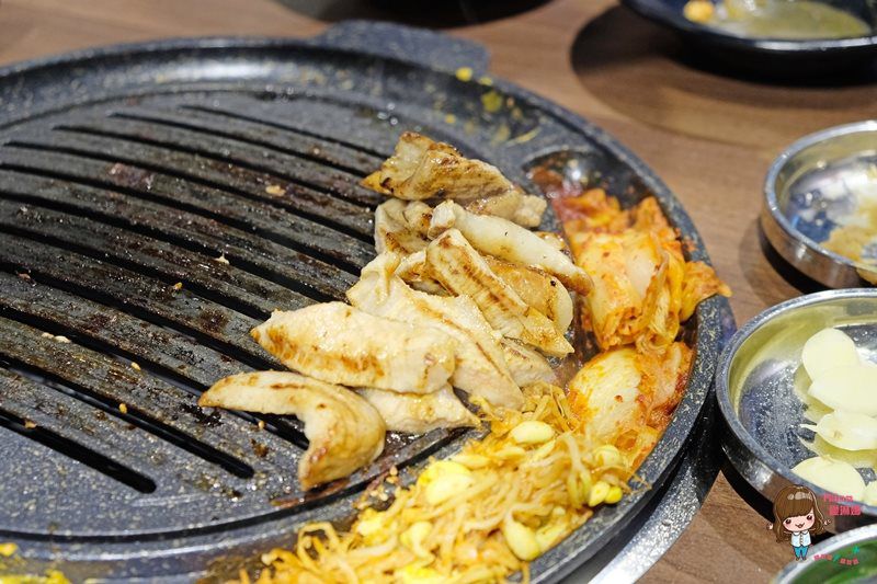 【台北美食】市府站-Woosan 韓式烤肉店|部隊鍋套餐配爐邊起司超搭 @Alina 愛琳娜 【台北美食】市府站-Woosan 韓式烤肉店|部隊鍋套餐配爐邊起司超搭 @Alina 愛琳娜